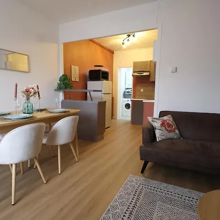 Vernouillet T3 Situe A Deux Pas Du Centre *