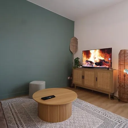 Vernouillet T3 Situe A Deux Pas Du Centre Apartment