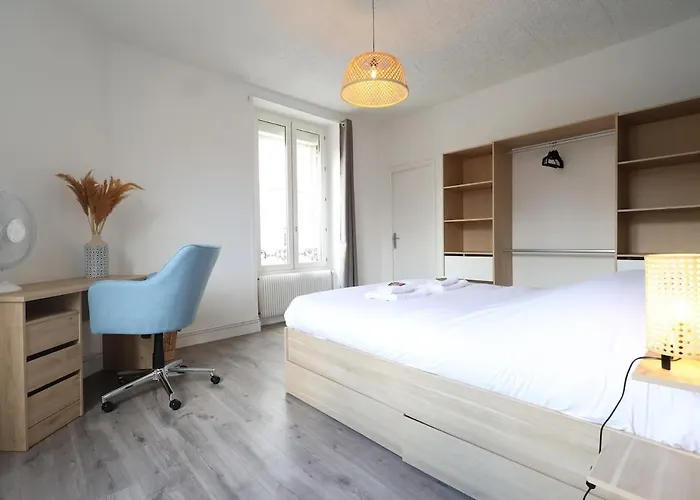 Vernouillet T3 Situe A Deux Pas Du Centre *